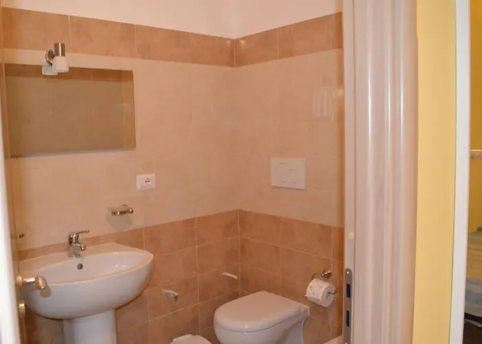 100 Metri Dal Mare 3*